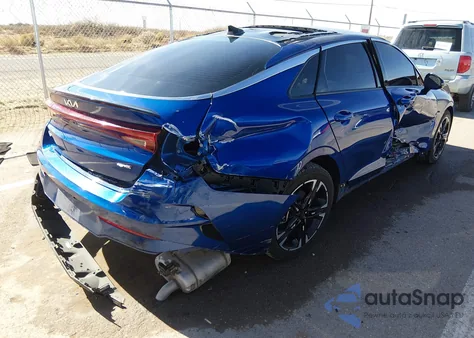 2022 Kia K5 Gt-Line z USA, uszkodzony, nr VIN 5XXG64J22NG100224